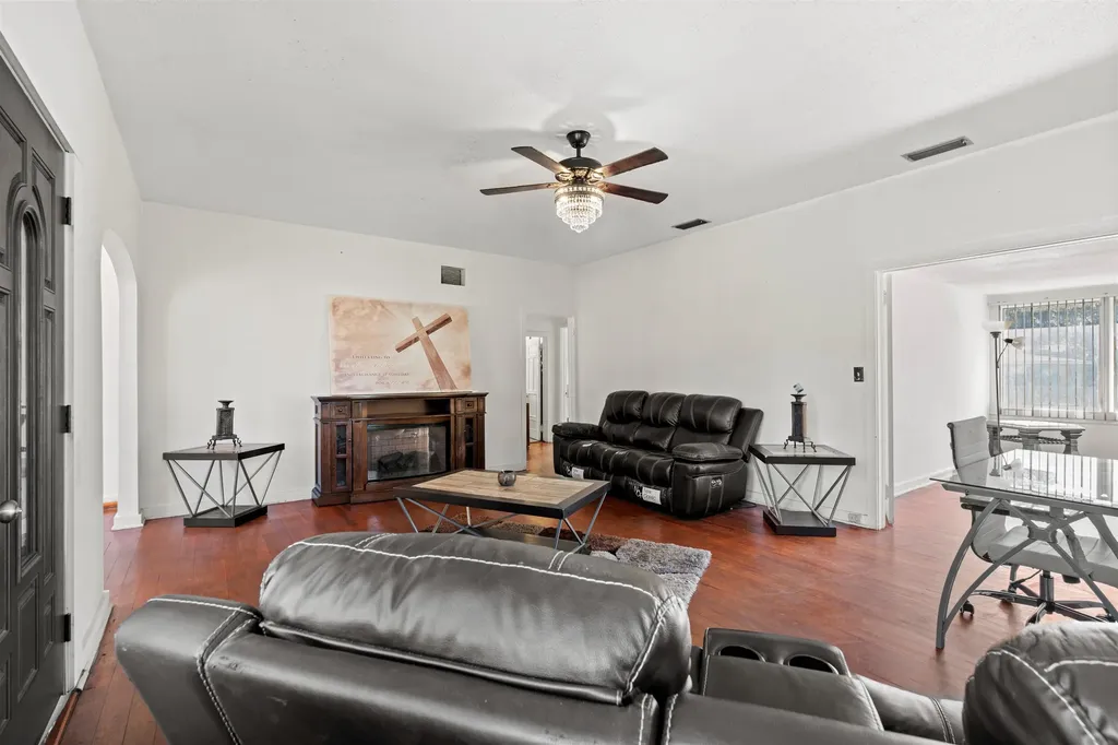 1919 Crill Avenue Palatka FL 32177