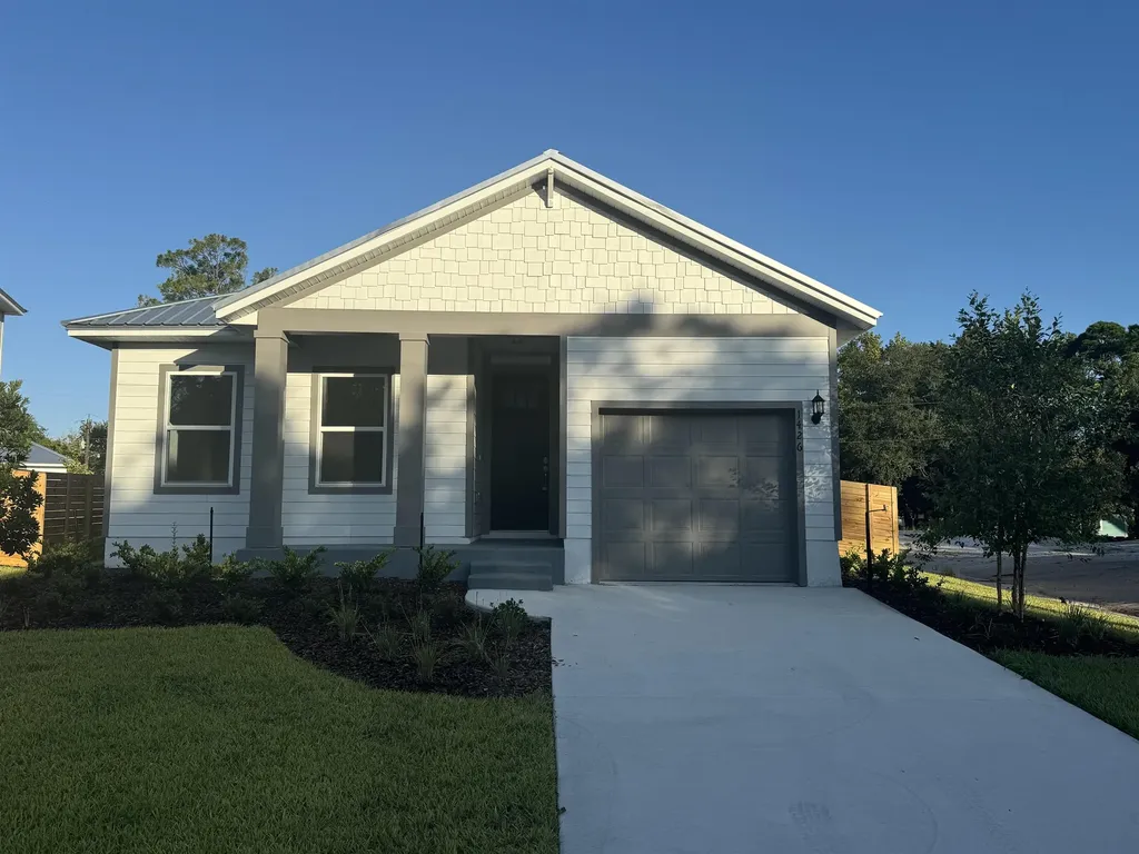 1429 Los Robles Avenue St Augustine FL 32084