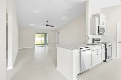 14 Poplar Drive Palm Coast FL 32164