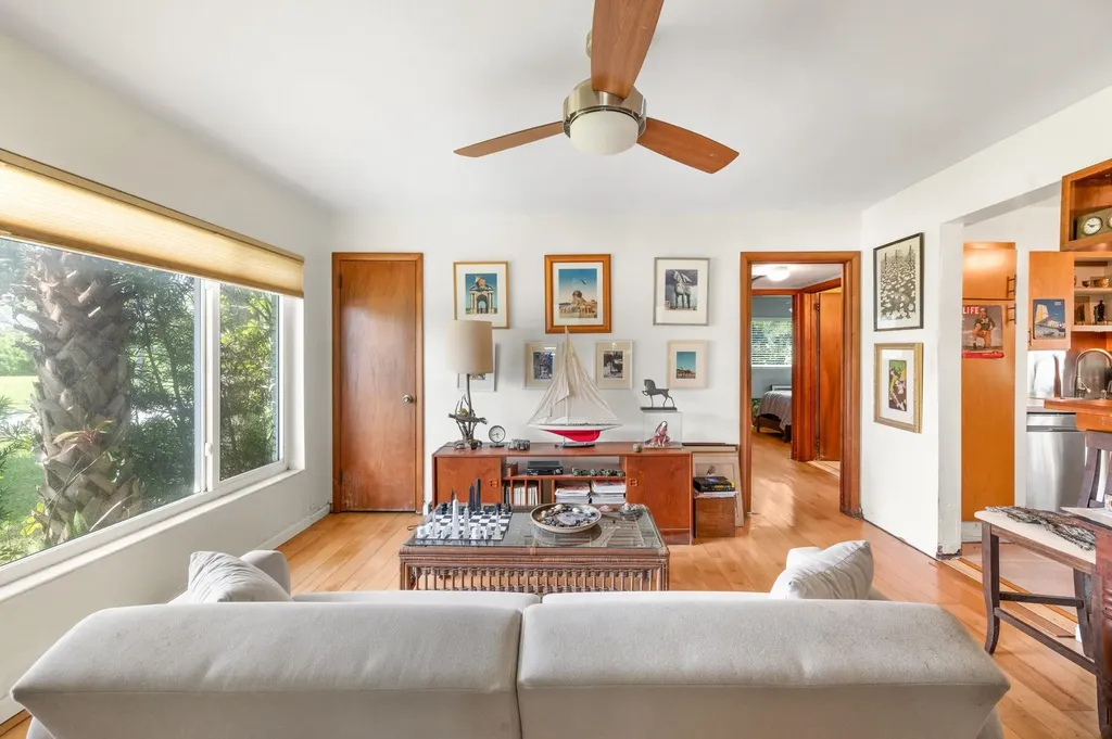 92 Coquina Avenue St Augustine FL 32080-4529