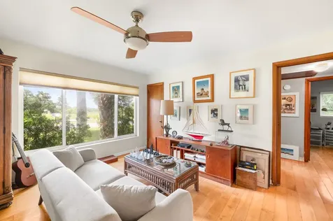 92 Coquina Avenue St Augustine FL 32080-4529