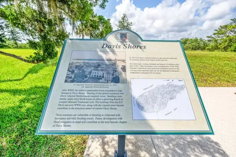 92 Coquina Avenue St Augustine FL 32080-4529