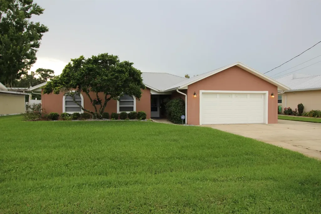 121 Orange Drive East Palatka FL 32131