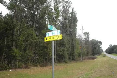 NW Creek 236 High Springs FL 32643