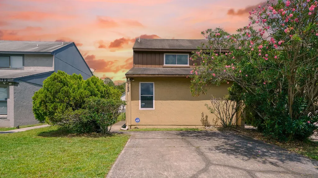 8753 Whispering Pines Drive Jacksonville FL 32244