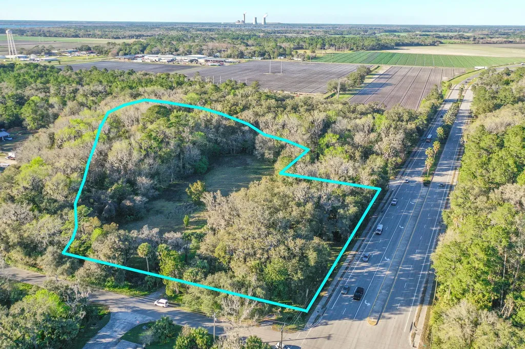 104 W Louis Broer Road East Palatka FL 32131