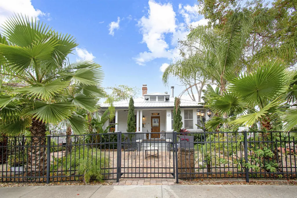 62 Saragossa Street St Augustine FL 32084