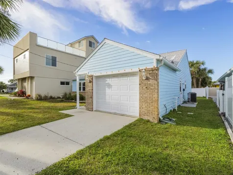 324 N 7th Street Flagler Beach FL 32136