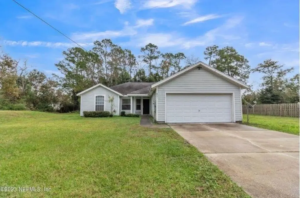 2001 Golden Glow Lane Jacksonville FL 32210