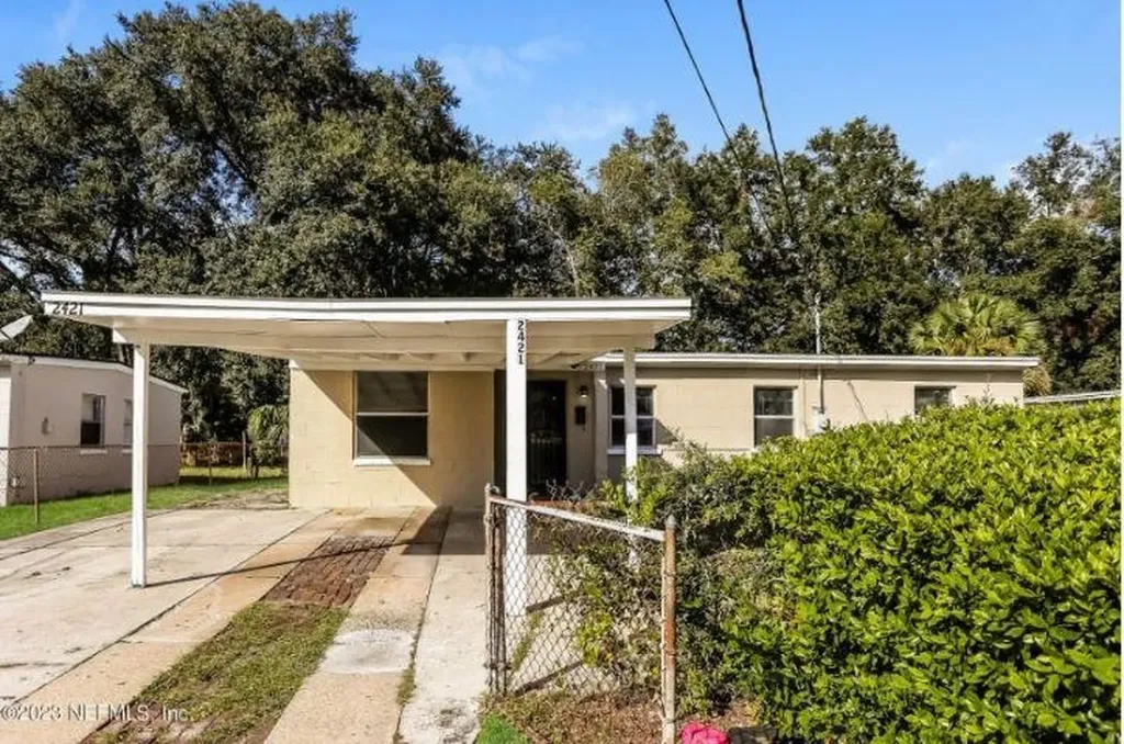 2421 Lantana Avenue Jacksonville FL 32209