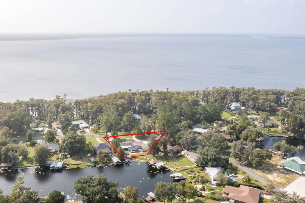 275 SE 5th Avenue Melrose FL 32666