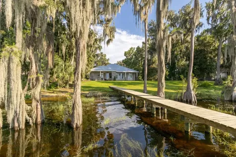 2453 SE 30th Street Melrose FL 32666