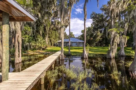 2453 SE 30th Street Melrose FL 32666