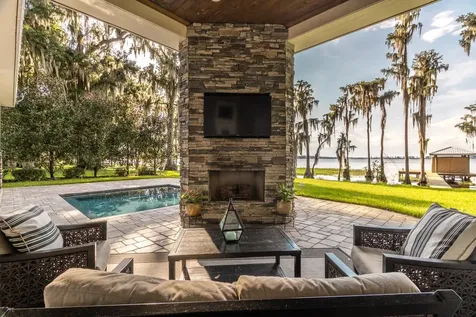 2453 SE 30th Street Melrose FL 32666