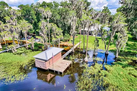 2453 SE 30th Street Melrose FL 32666