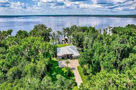 2453 SE 30th Street Melrose FL 32666