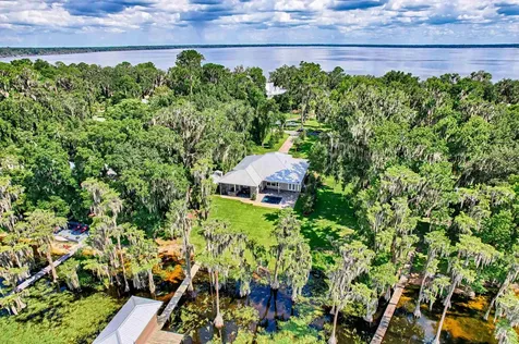2453 SE 30th Street Melrose FL 32666