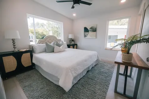 1045 S Whitney Street + Guest House St Augustine FL 32084