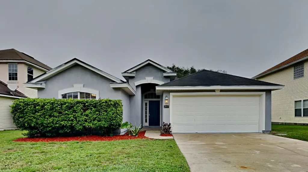 2447 Creekfront Drive Green Cove Springs FL 32043