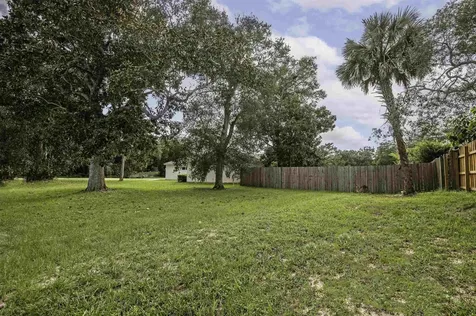 14 Crassoldi Street St Augustine FL 32080