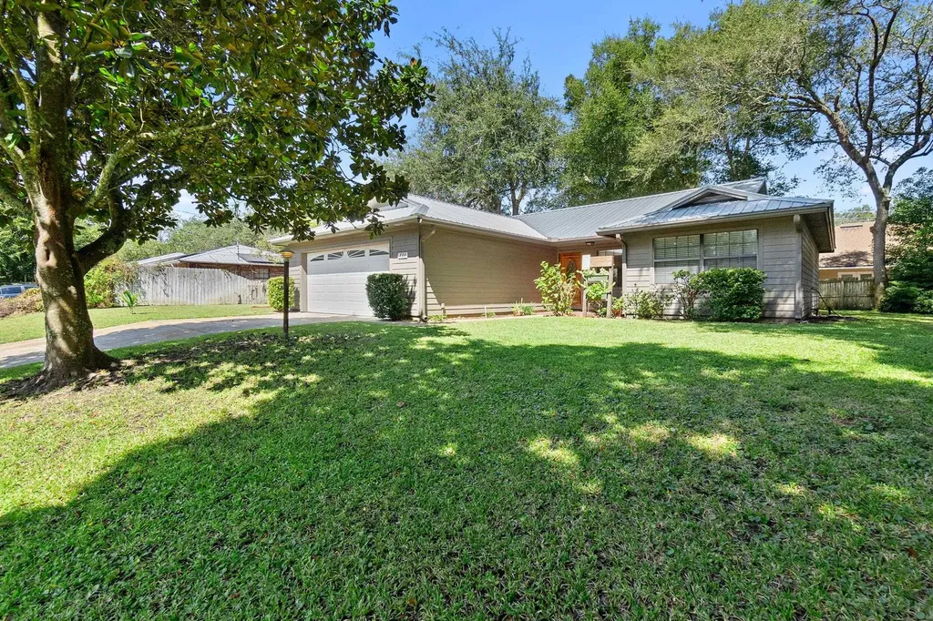 111 Bobwhite Road St Augustine FL 32086