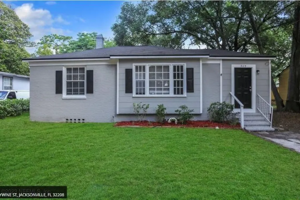 929 Brandywine Street Jacksonville FL 32208