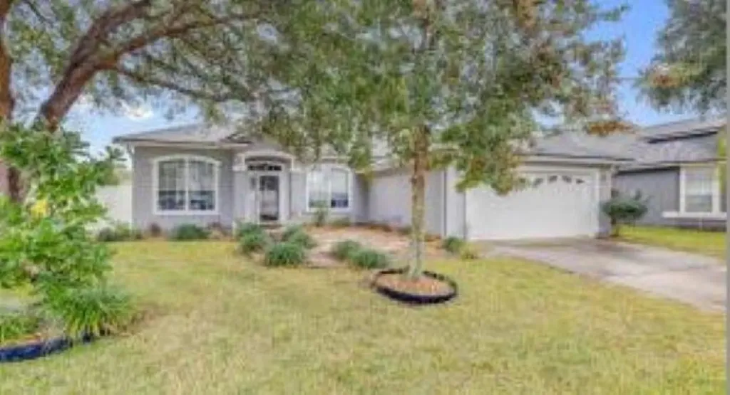 2207 Gardenmoss Drive Green Cove Springs FL 32043