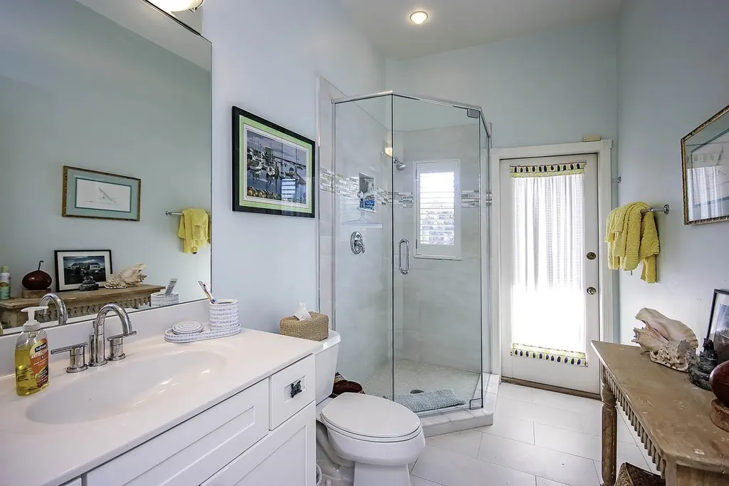 706 Gopher Walk Way Sanibel FL 33957