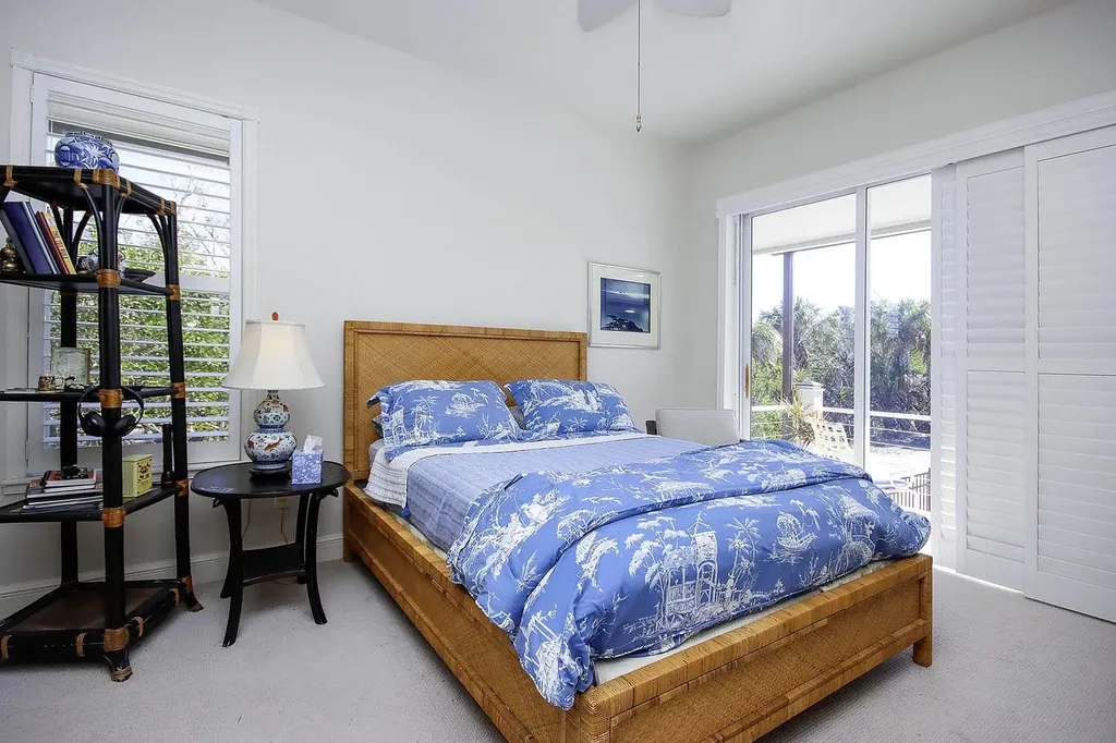 706 Gopher Walk Way Sanibel FL 33957