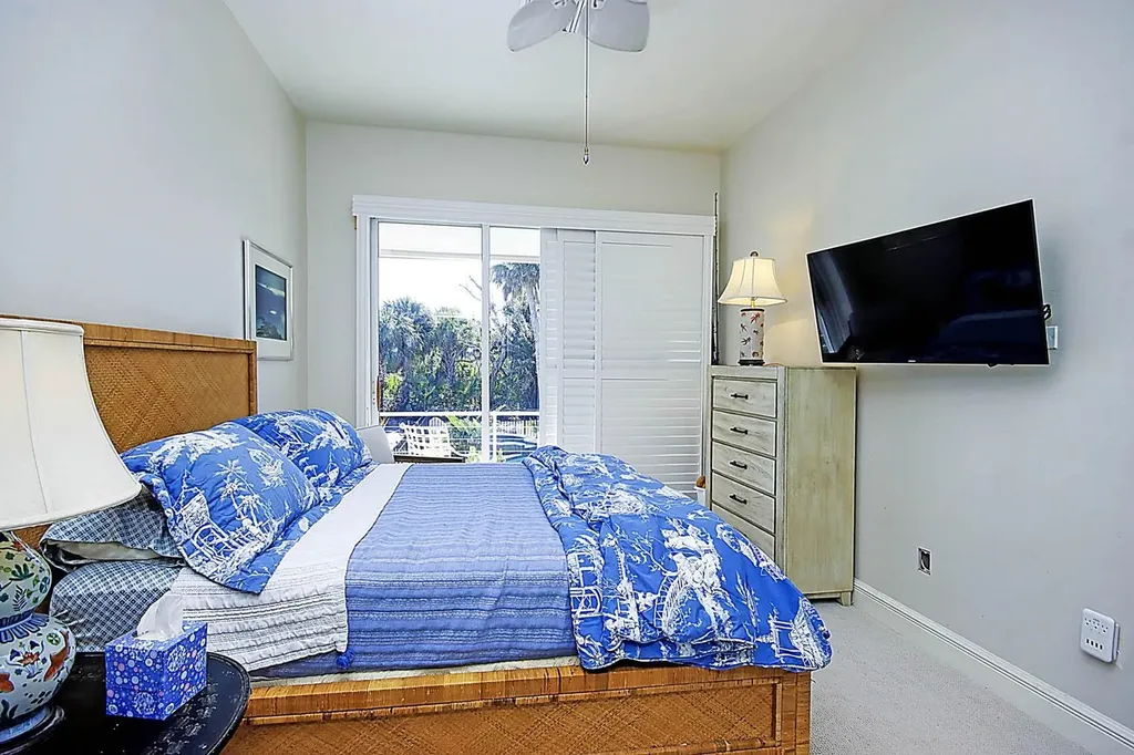 706 Gopher Walk Way Sanibel FL 33957