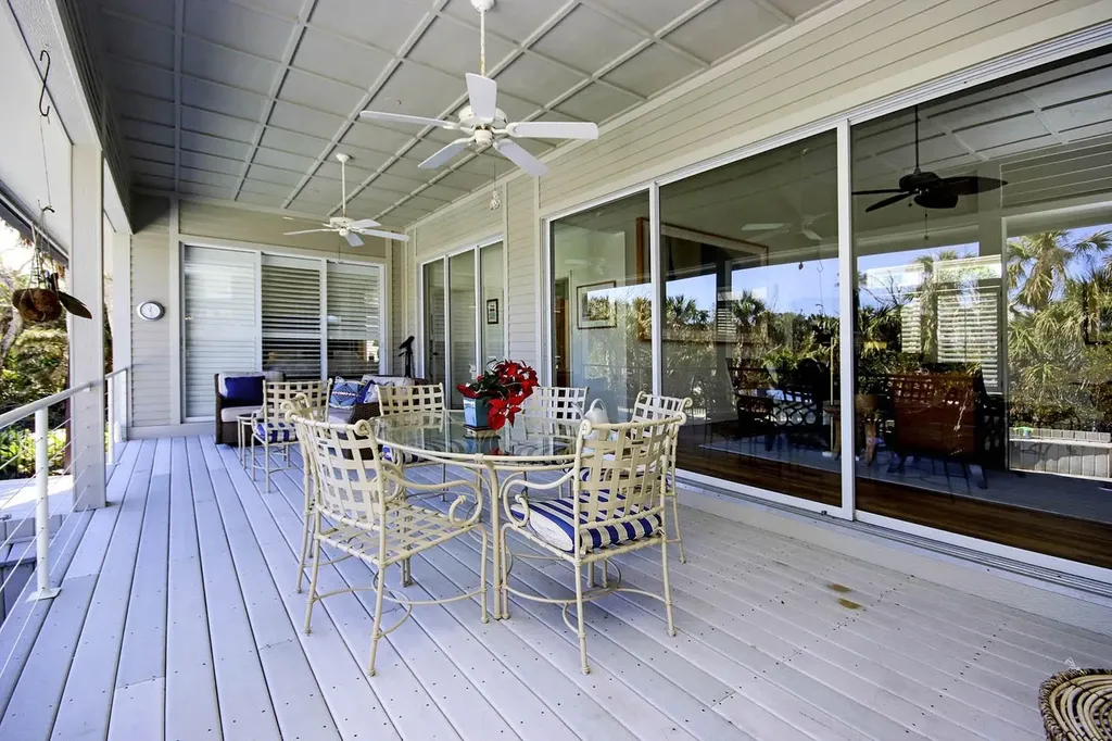 706 Gopher Walk Way Sanibel FL 33957