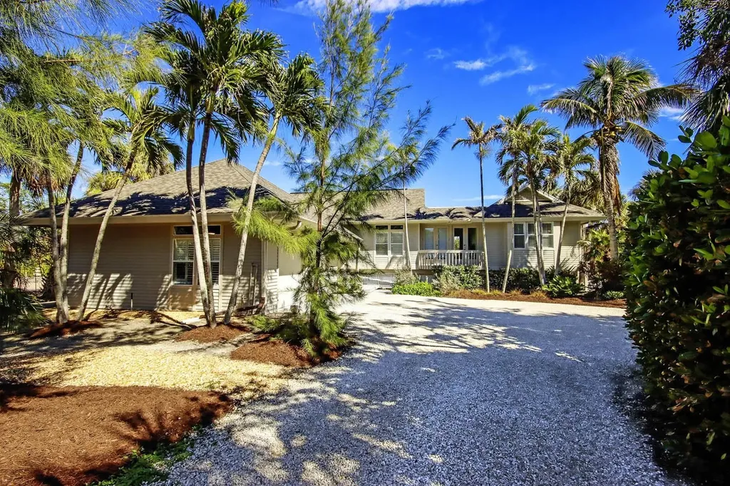 706 Gopher Walk Way Sanibel FL 33957