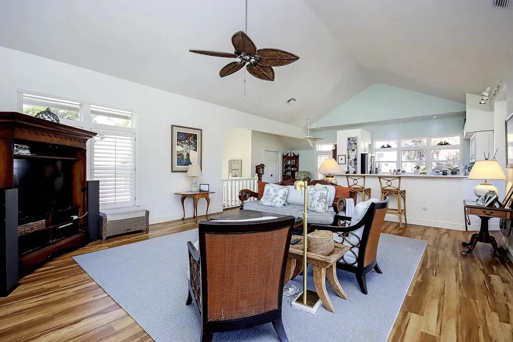 706 Gopher Walk Way Sanibel FL 33957