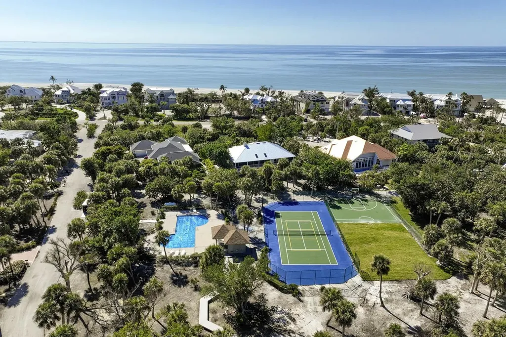 706 Gopher Walk Way Sanibel FL 33957