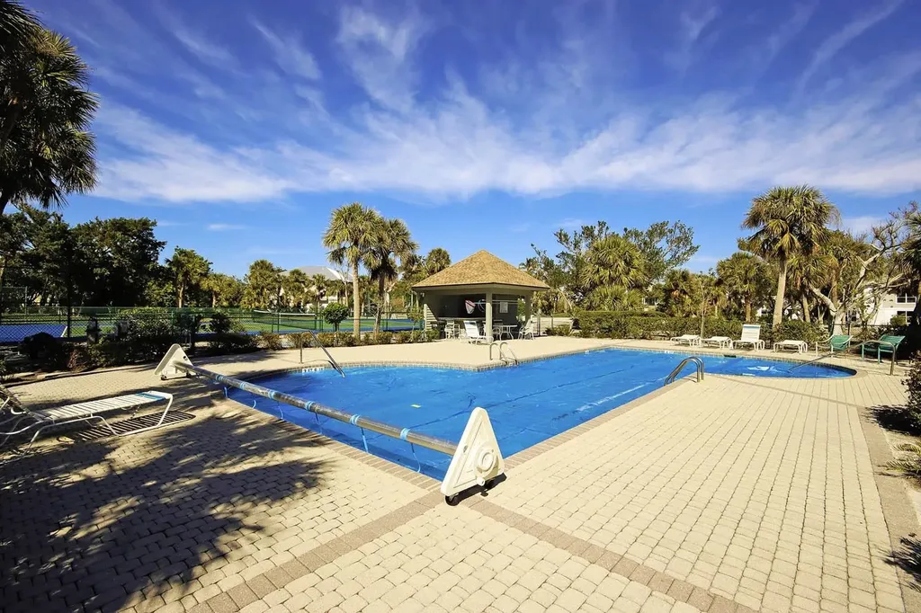 706 Gopher Walk Way Sanibel FL 33957