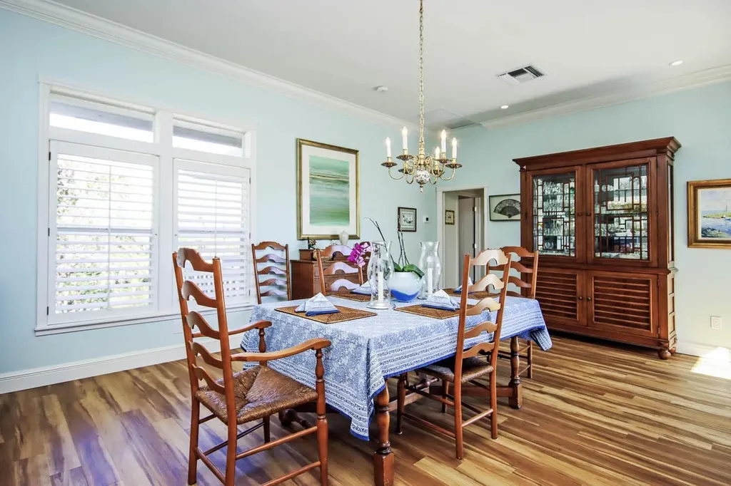 706 Gopher Walk Way Sanibel FL 33957