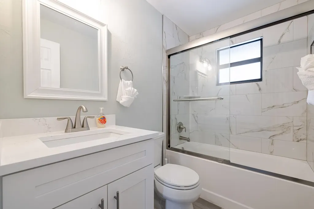 5117 Sea Bell Road Sanibel FL 33957