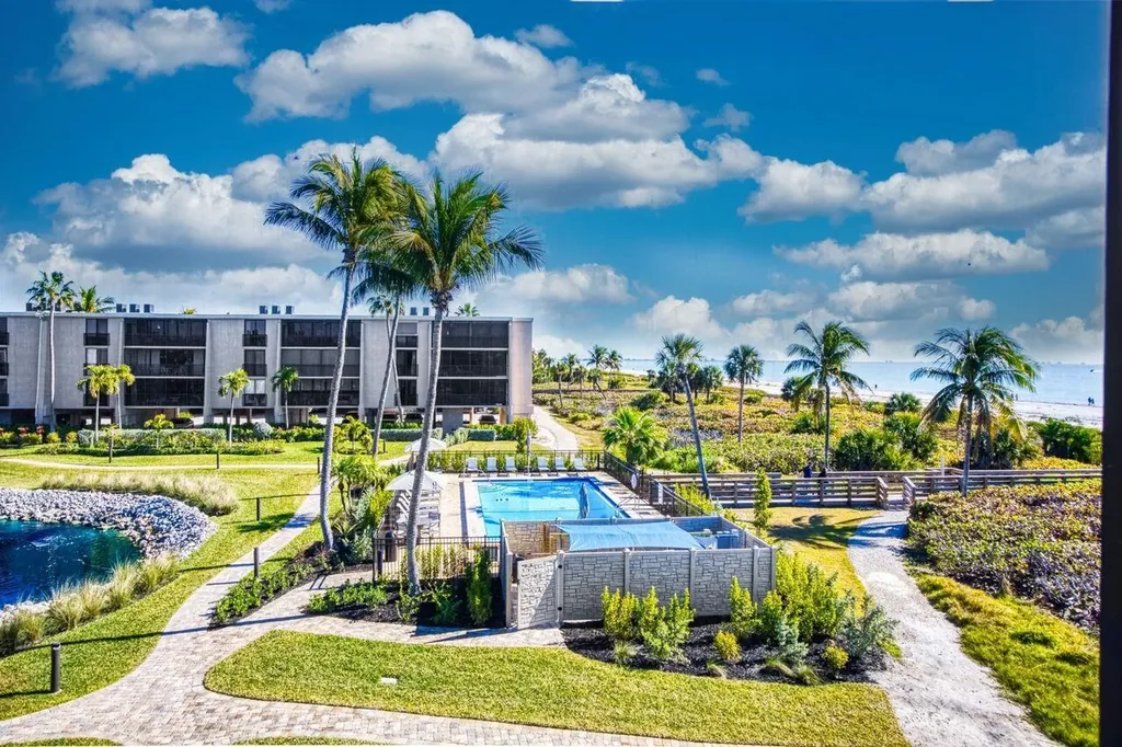 1401 Middle Gulf Drive Sanibel FL 33957