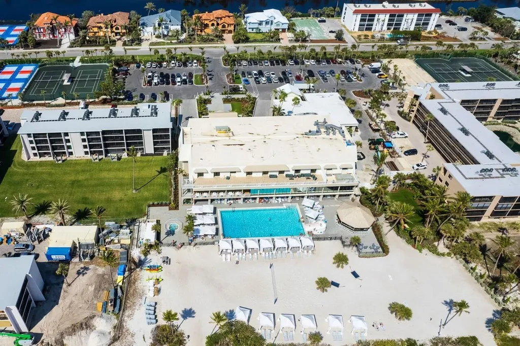 1401 Middle Gulf Drive Sanibel FL 33957