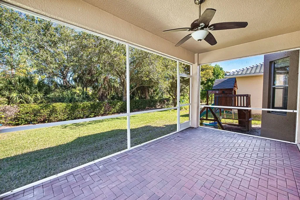 8306 Sumner Avenue Fort Myers FL 33908