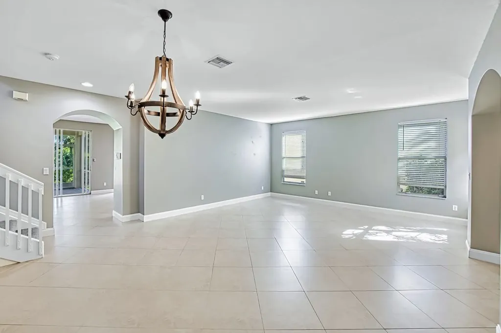 8306 Sumner Avenue Fort Myers FL 33908