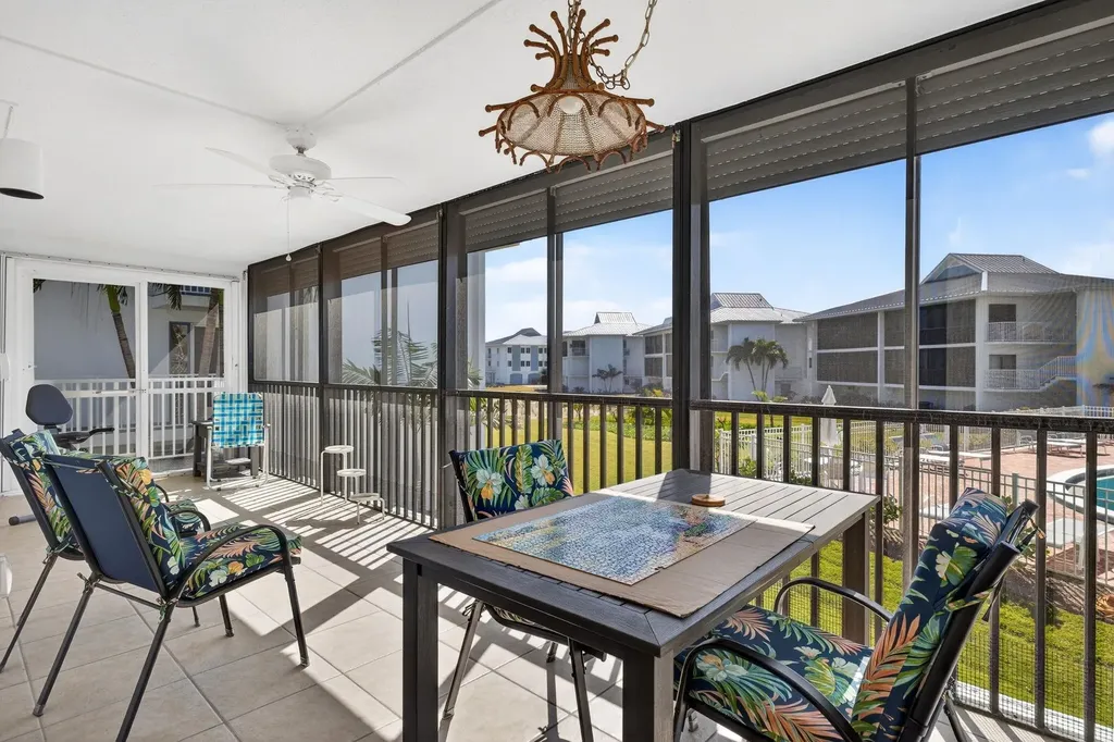 1341 Middle Gulf Drive Sanibel FL 33957