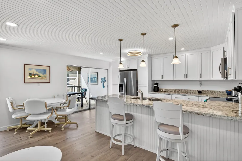 1341 Middle Gulf Drive Sanibel FL 33957