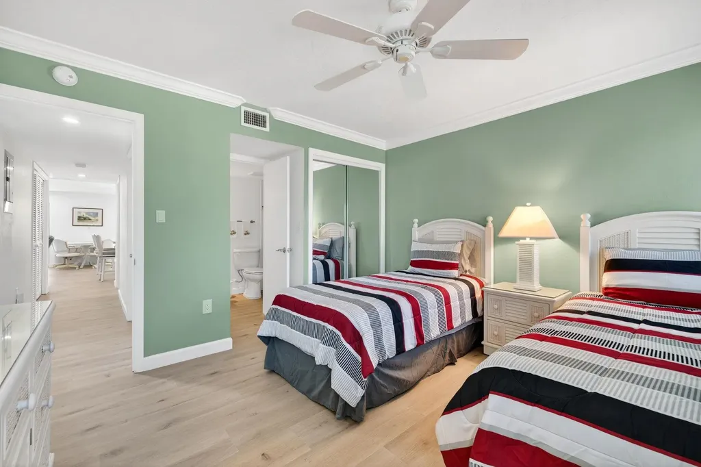 1341 Middle Gulf Drive Sanibel FL 33957
