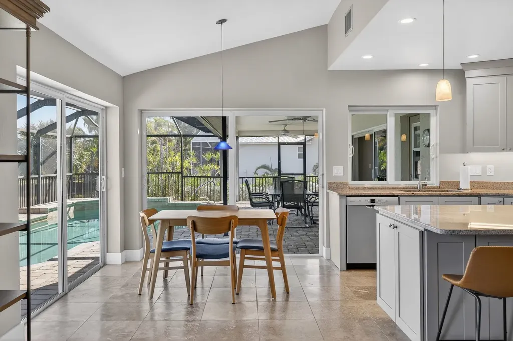 686 Emeril Court Sanibel FL 33957
