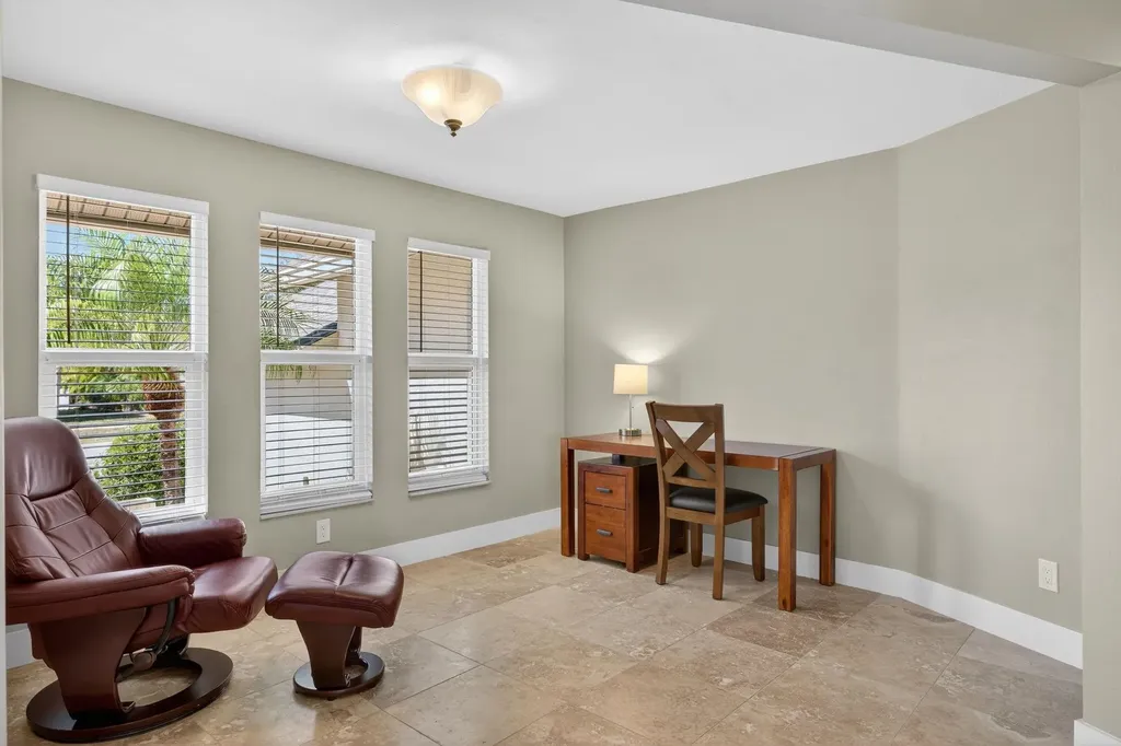 686 Emeril Court Sanibel FL 33957