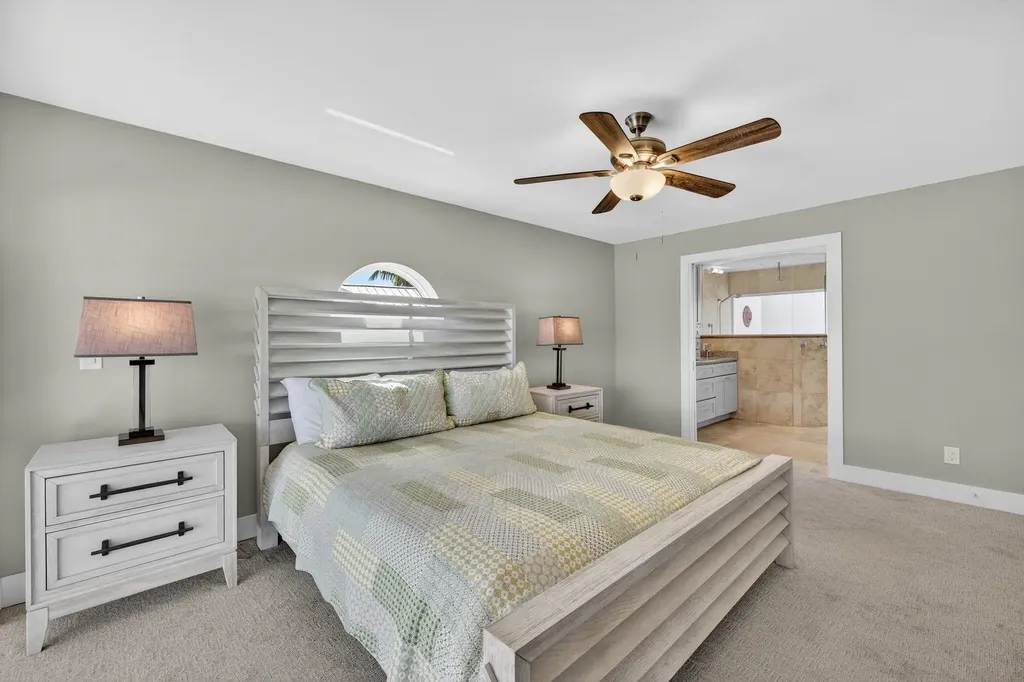 686 Emeril Court Sanibel FL 33957