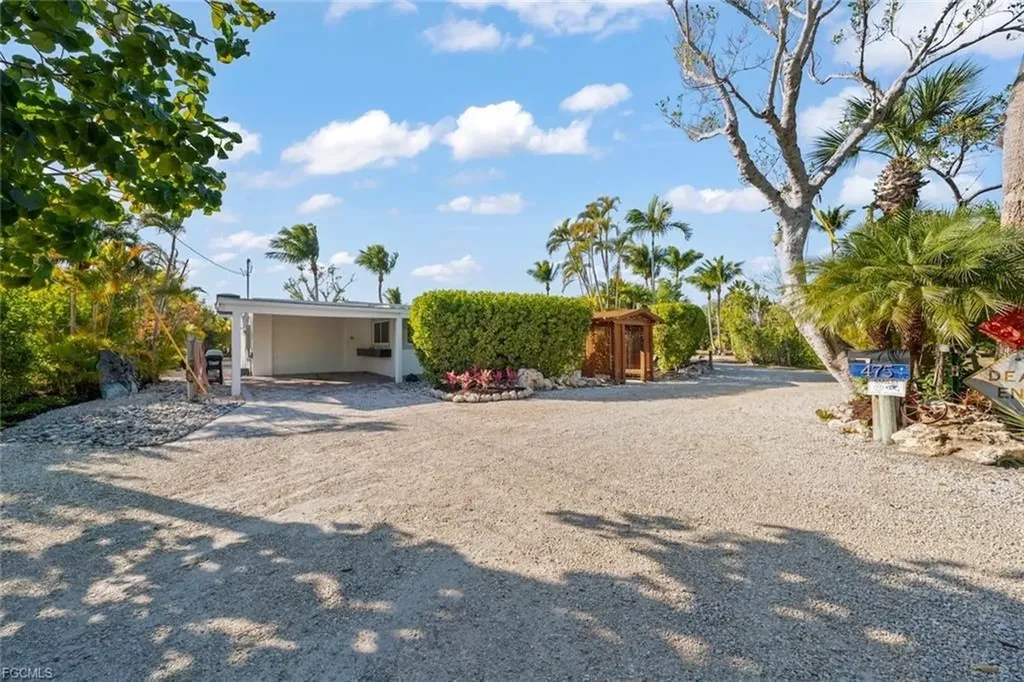 475 Whitehall Road Sanibel FL 33957