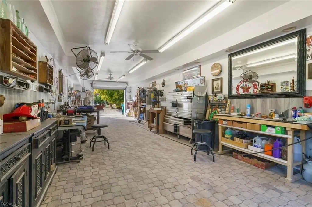 475 Whitehall Road Sanibel FL 33957