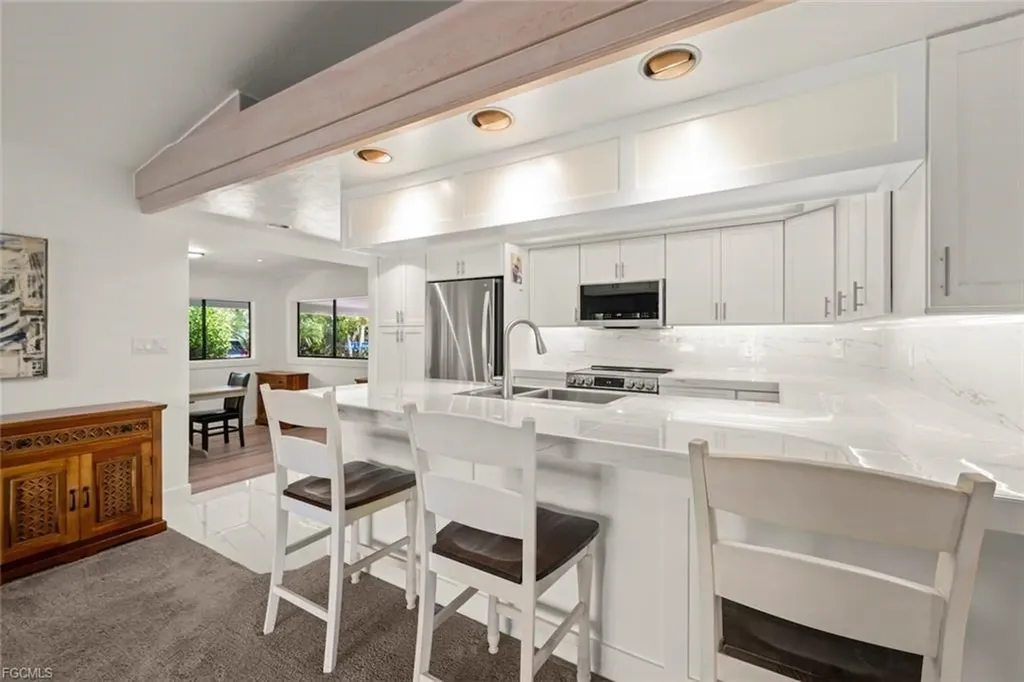 475 Whitehall Road Sanibel FL 33957